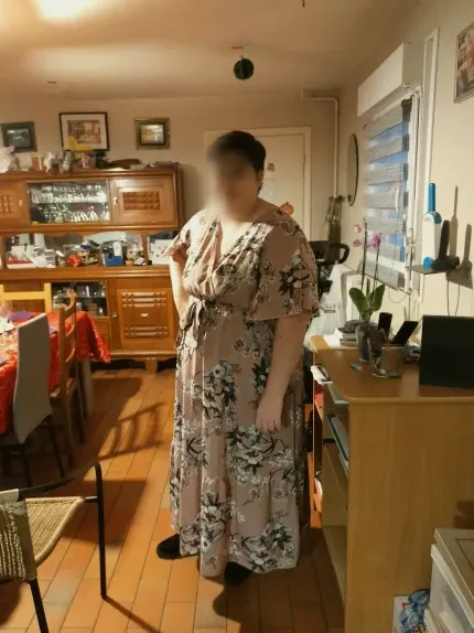 Amina, 22