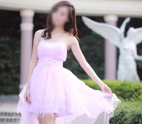 Anneke, 30
