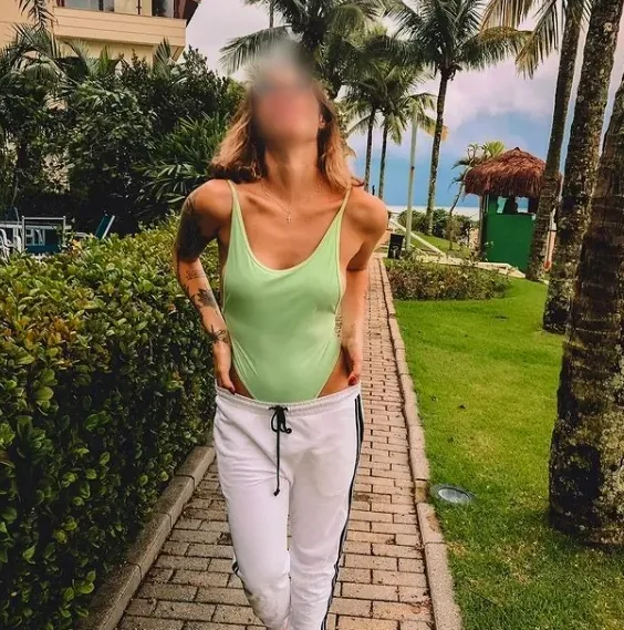Bo, 29