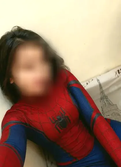 Inge, 25