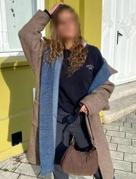 Kirsten, 22